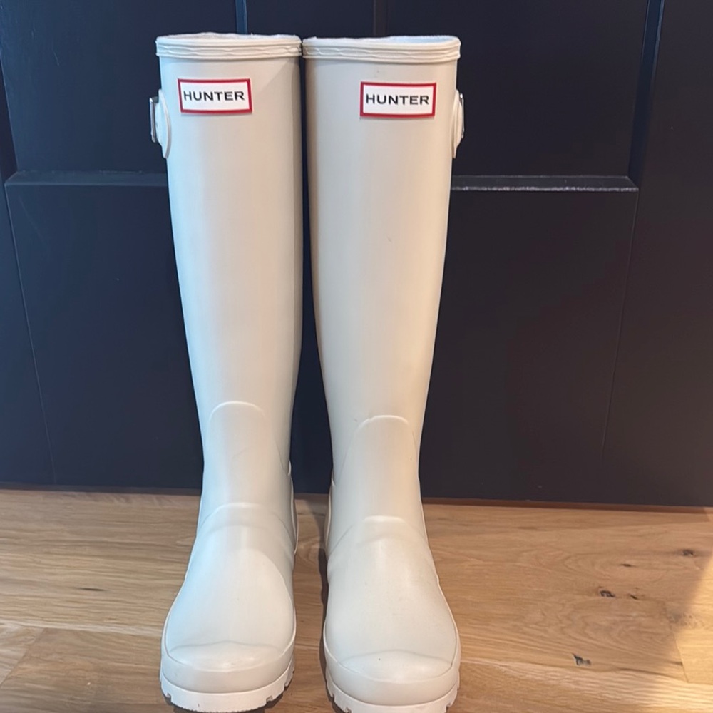 Hunter Cream Rain Boots